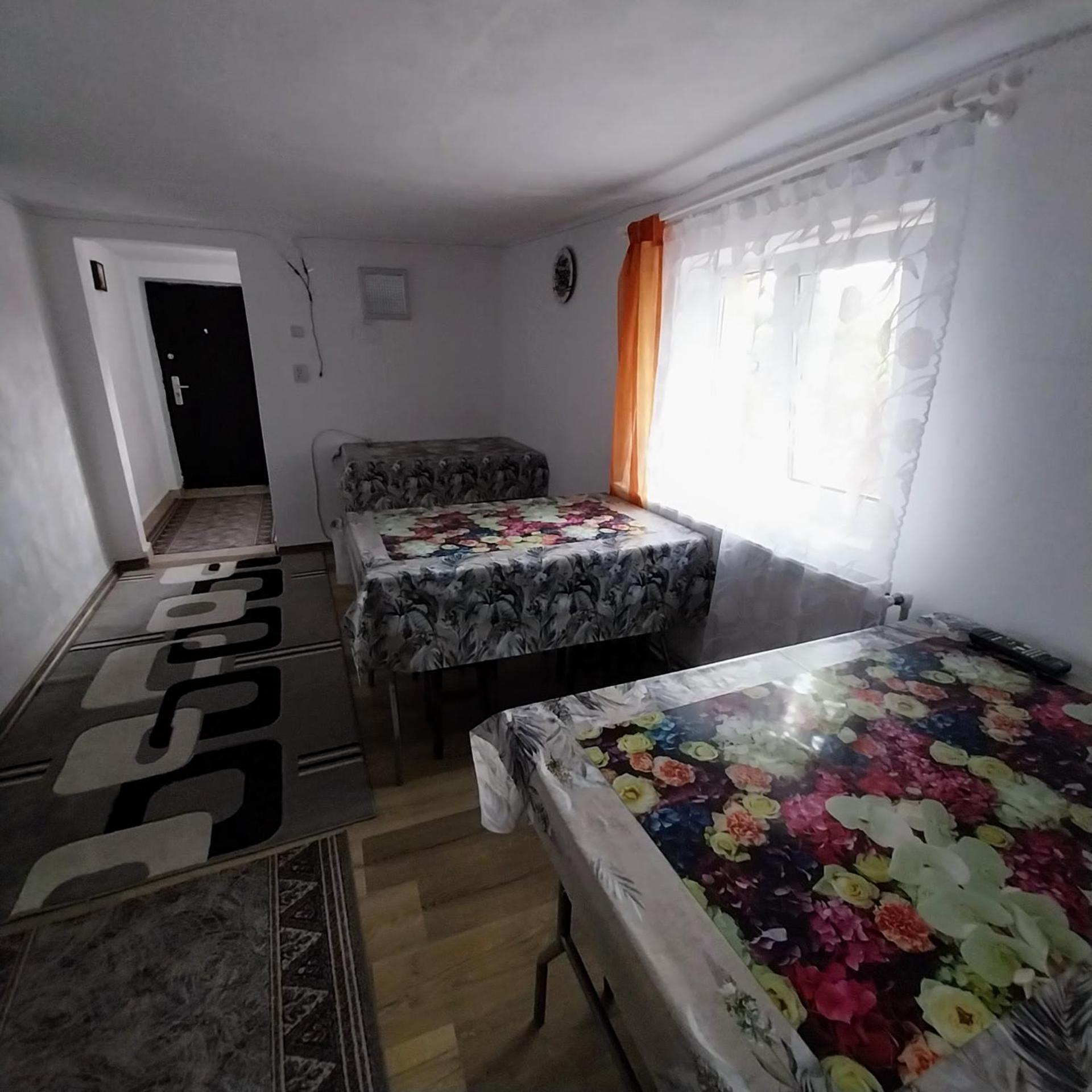 Casa Andreea Ξενοδοχείο Novaci-Străini Εξωτερικό φωτογραφία