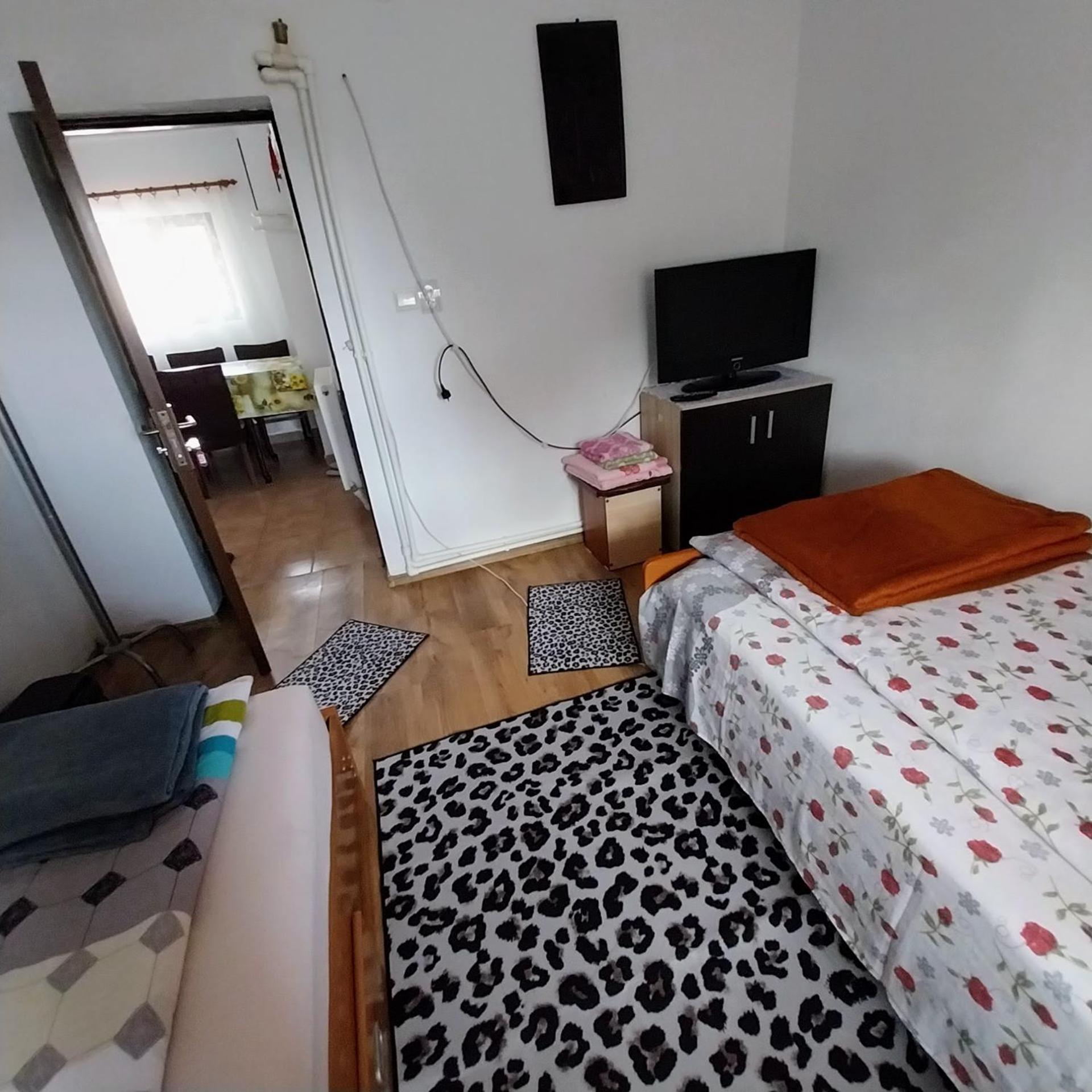 Casa Andreea Ξενοδοχείο Novaci-Străini Εξωτερικό φωτογραφία
